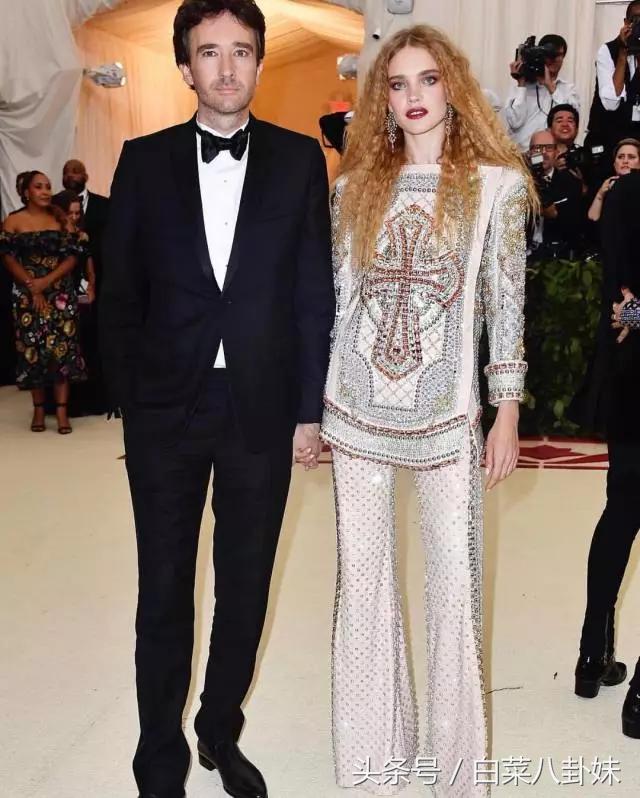 俄罗斯超模帮：太子妃水果娜剪刀腿妖婆钉子步女皇小仙女Vlada