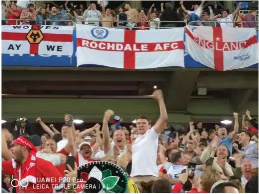 鍗庝负p20pro棣栨涓夋憚,鍗庝负p20pro寰曞崱涓夋憚