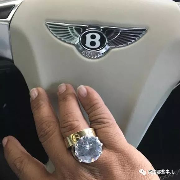 当众点了猪肉，这个土豪中东假王子现在要面临30年牢狱了