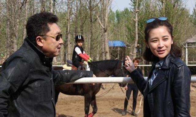 于谦天天向上唱摇滚,于谦的摇滚现场版