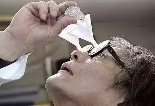 史上最奇葩泳衣,史上最奇葩的搞笑发明