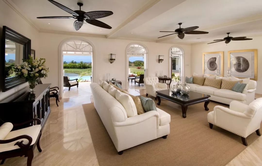 足球巨星豪宅前后对比,足球明星豪宅装修风格