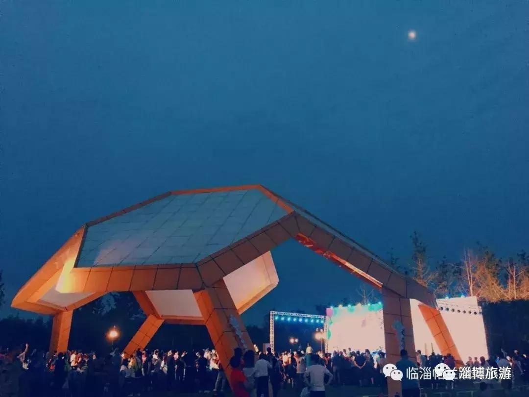 来淄博感受一下人间烟火气,淄博蹴鞠小镇