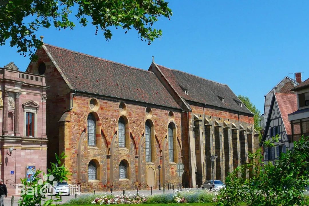 除了法国足球和国庆日，童话小镇也是解锁法式浪漫的方式