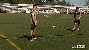 怎么挑选自己的战靴,实用的足球战靴推荐