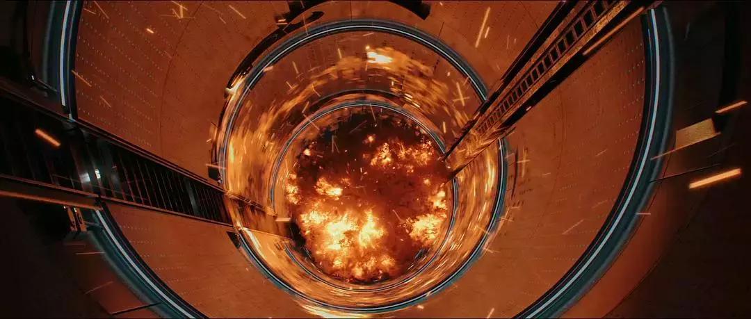 强森的崩溃瞬间,被强森吓到