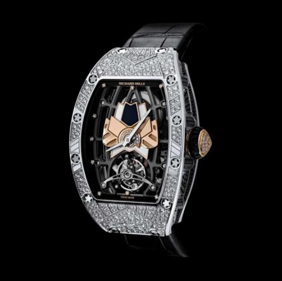 贾斯汀比伯最早戴的手表,贾斯汀比伯邋遢大王