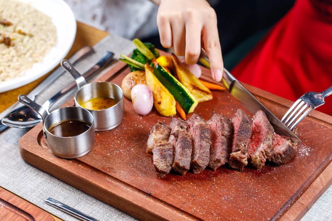 傲娇！藏在解放南路的「花园餐厅」只有6张桌！道明寺来也要预约