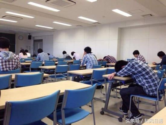 日本理科男的超高撞衫率，怎么穿都是错，审美难道没救了吗？