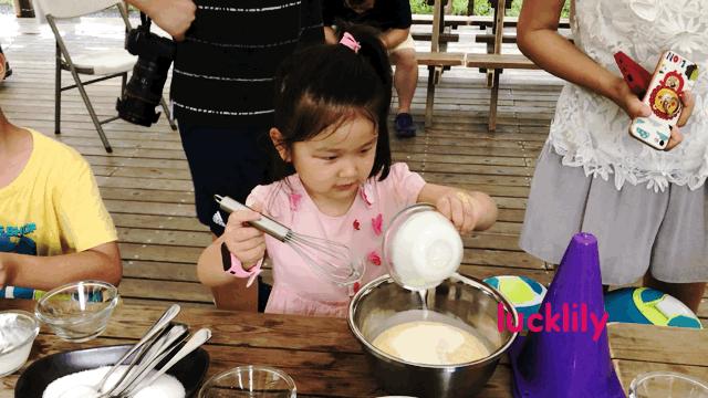 义远农场亲子探险露营：帐篷、萤火虫、足球冰淇淋、竹水枪、采摘