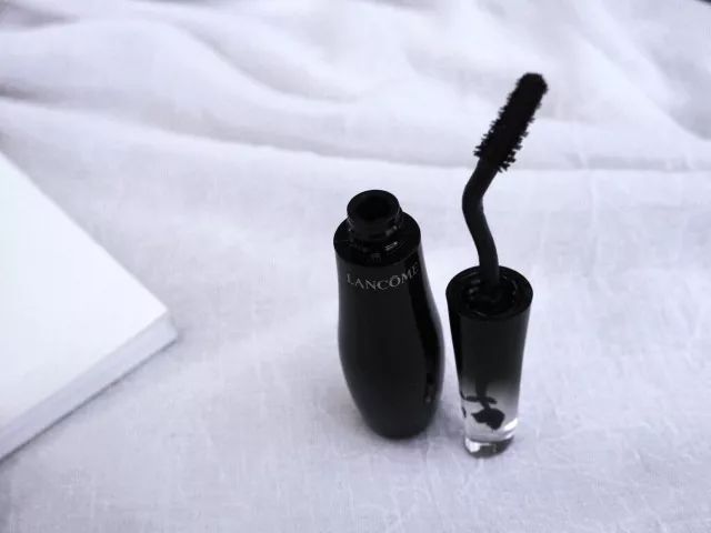 8款热门睫毛膏专业测评，Angelababy最爱的睫毛膏居然垫底了！