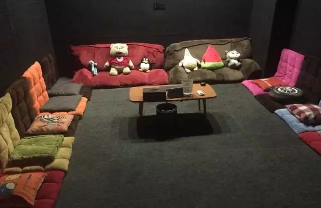 深圳跨年轰趴馆推荐,好玩的聚会轰趴深圳