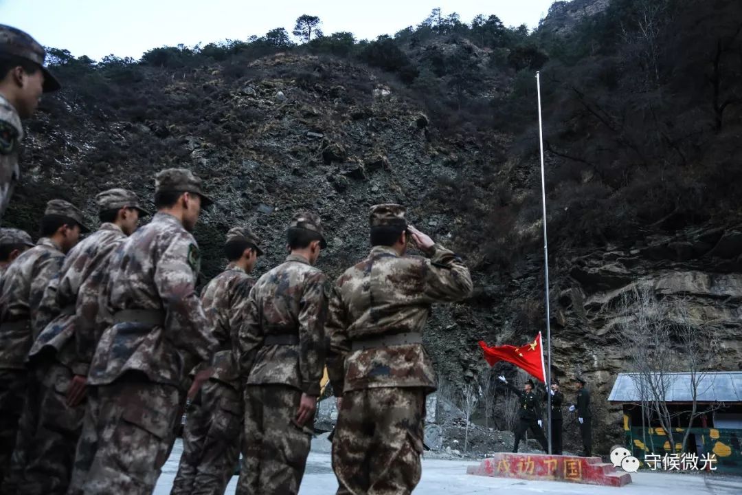 品图：大国末梢的站立者