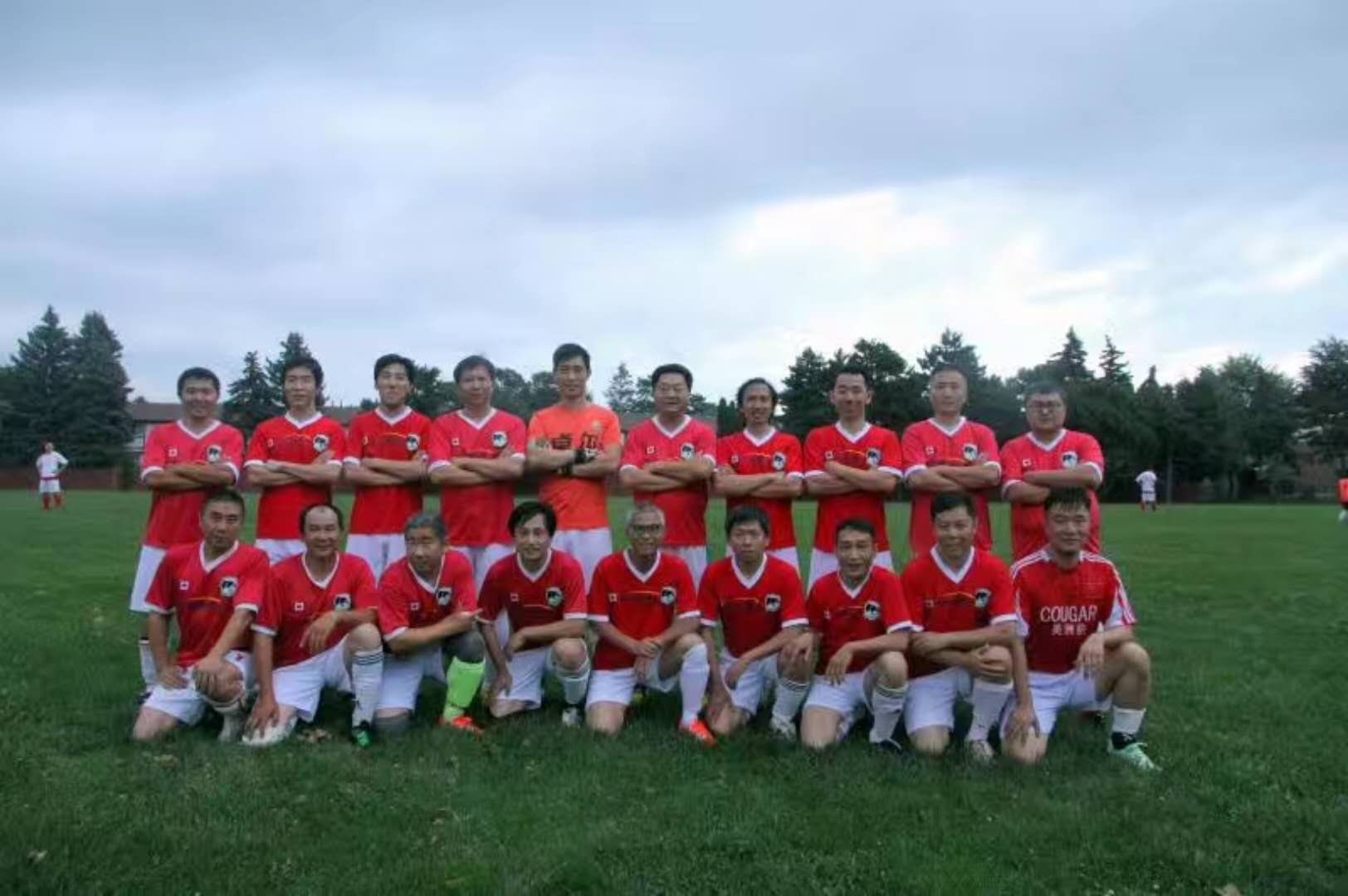 足球比赛要获胜，球星很重要，但是比球星更重要的是什么呢？