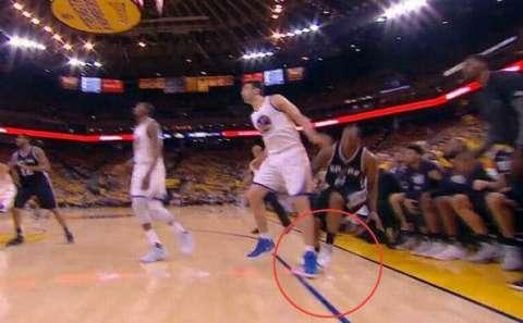 崴脚最快恢复上场,崴脚后还想打球怎么打绷带