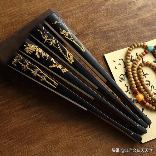 文玩扇子怎么包浆,文玩扇子盘玩技巧