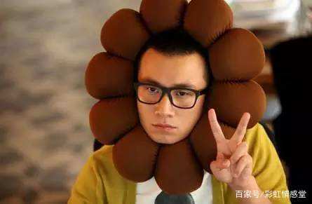 女朋友被搭讪男朋友怎么回击,女朋友被搭讪的正确做法