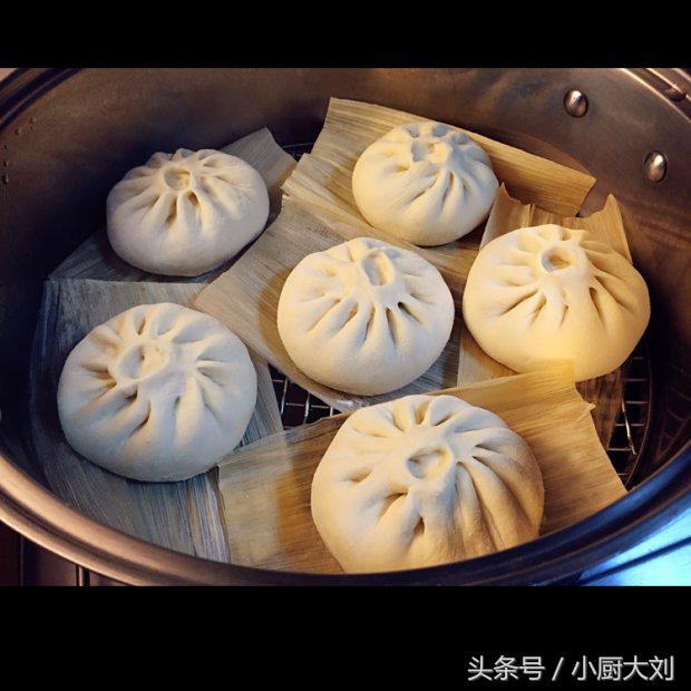 怎样发面蒸包子才松软好看不回缩,蒸包子怎么发面蒸的包子才松软