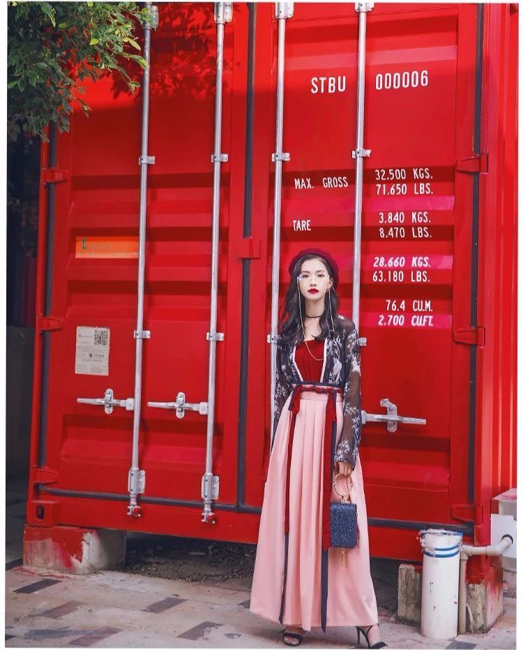 为什么来到上海后，你不再愿意回老家？