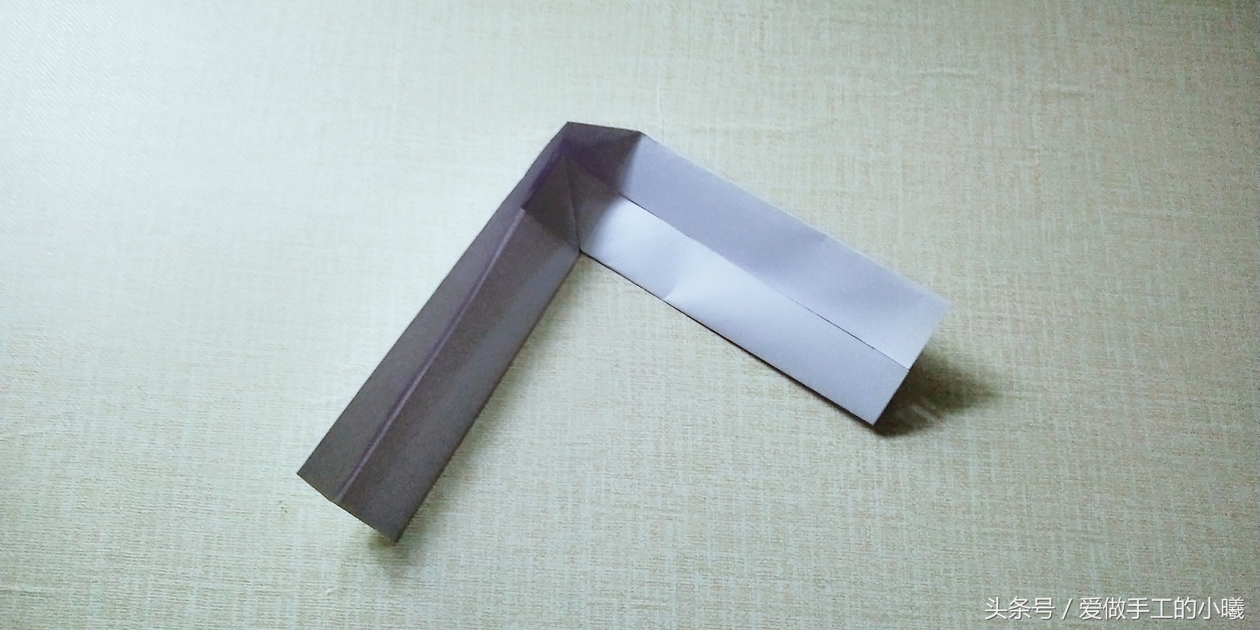 回旋飞镖折纸简单版,折纸风火轮飞镖方法