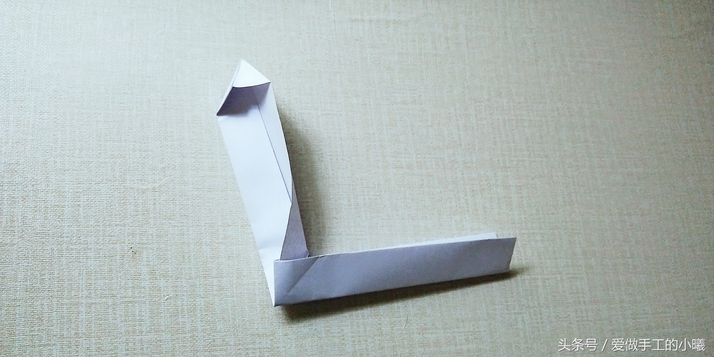 回旋飞镖折纸简单版,折纸风火轮飞镖方法