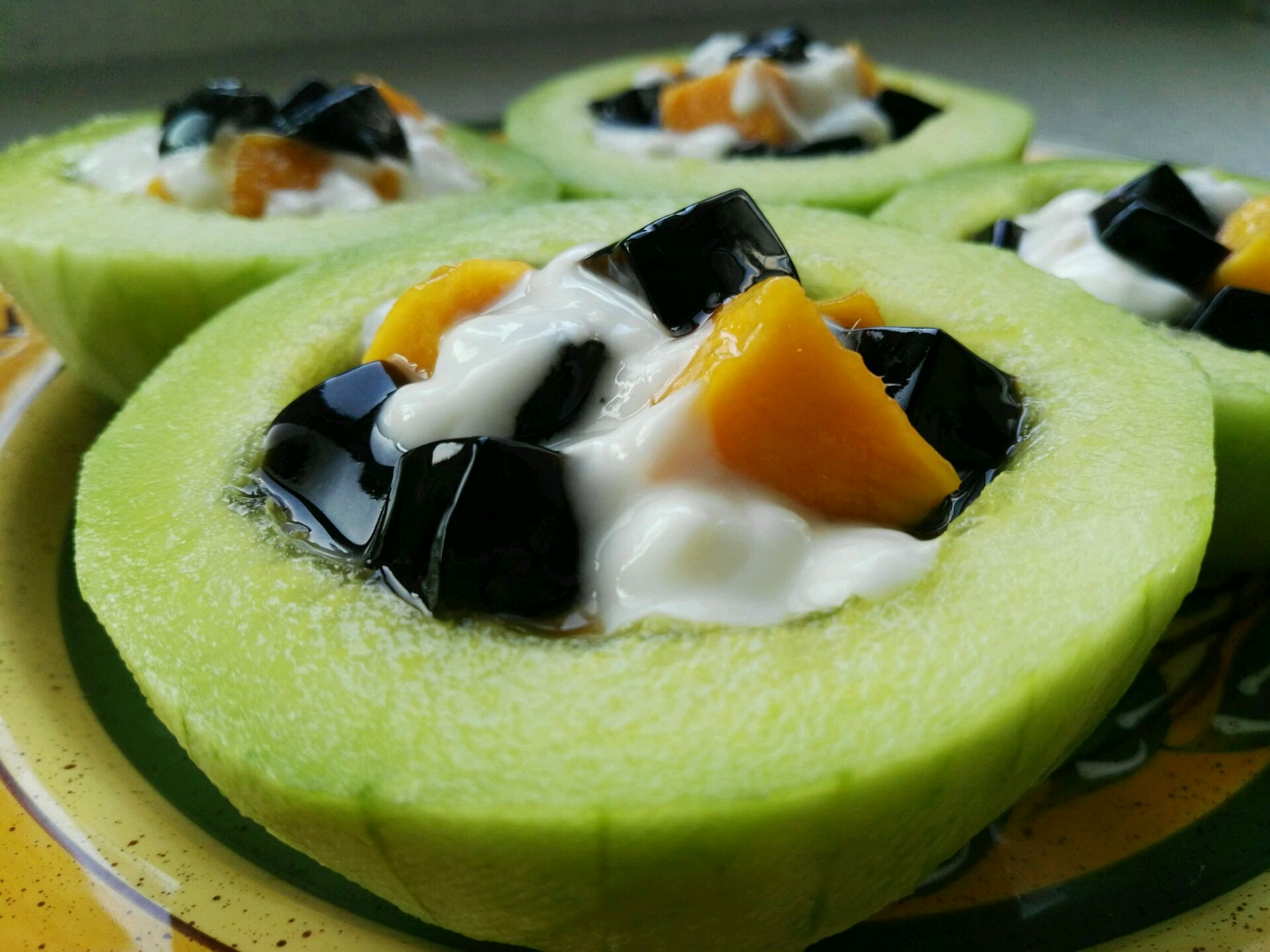 夏日必备甜品烧仙草,大暑吃烧仙草图片