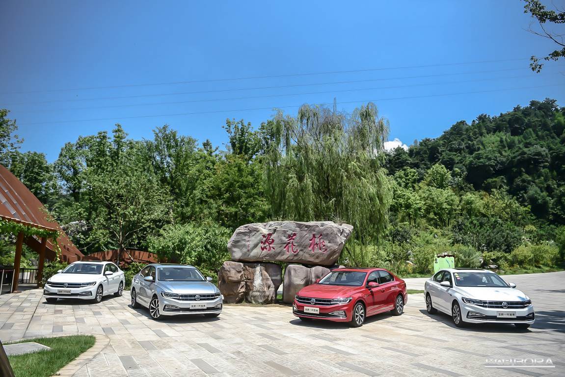 宝来驾驶者之车,大众宝来提升质感