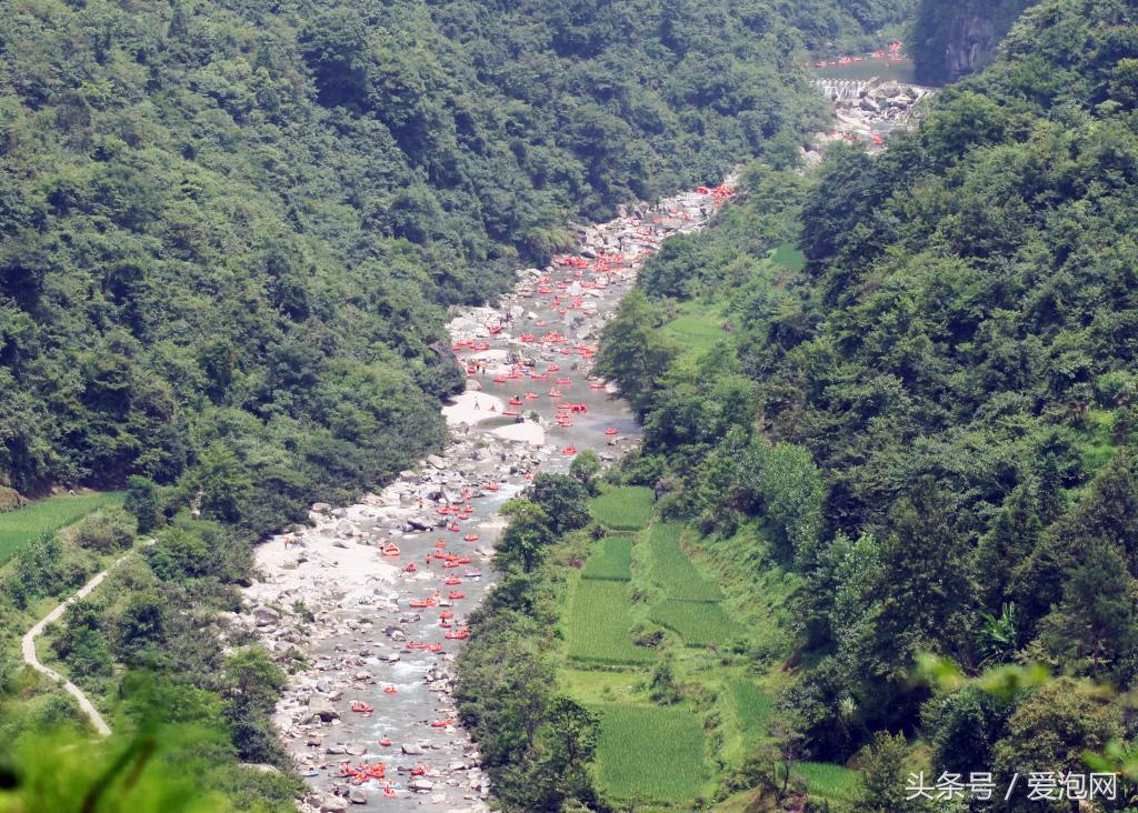 杉木河漂流和桃源河漂流哪个好,九曲漂流与杉木河漂流哪个好