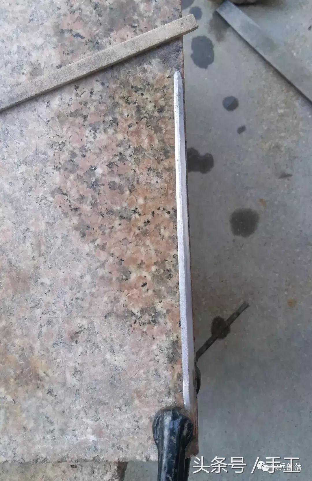 纯手工打造名剑,微型刀剑制作比赛