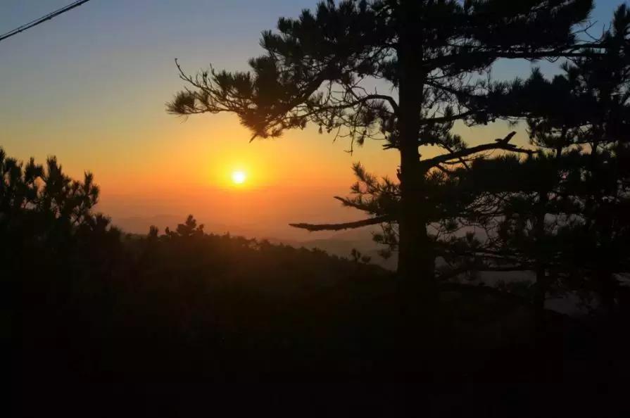 浙南这座山太牛了，李白、徐霞客疯狂推荐，日本佛教都源于这里