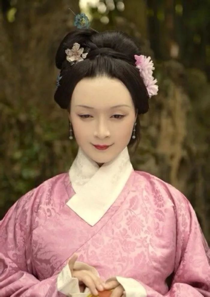 古代女人的服装都是怎么穿的,印度女性服饰演变史