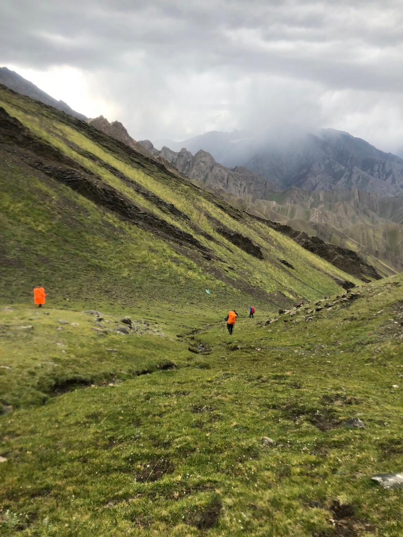 LOWA换军胶,任性博格达——记我跌宕起伏的博格达大环