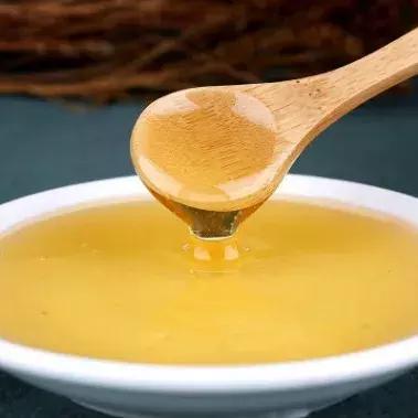 长白山脚下的原生态椴树蜜,长白山自然成熟椴树蜜