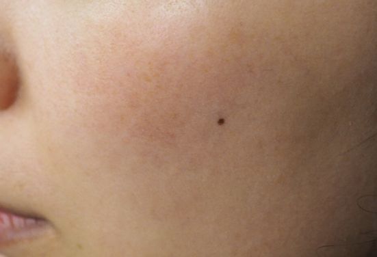 选粉底啦8款爆火持妆粉底测评,粉底推荐遮斑前十名红榜