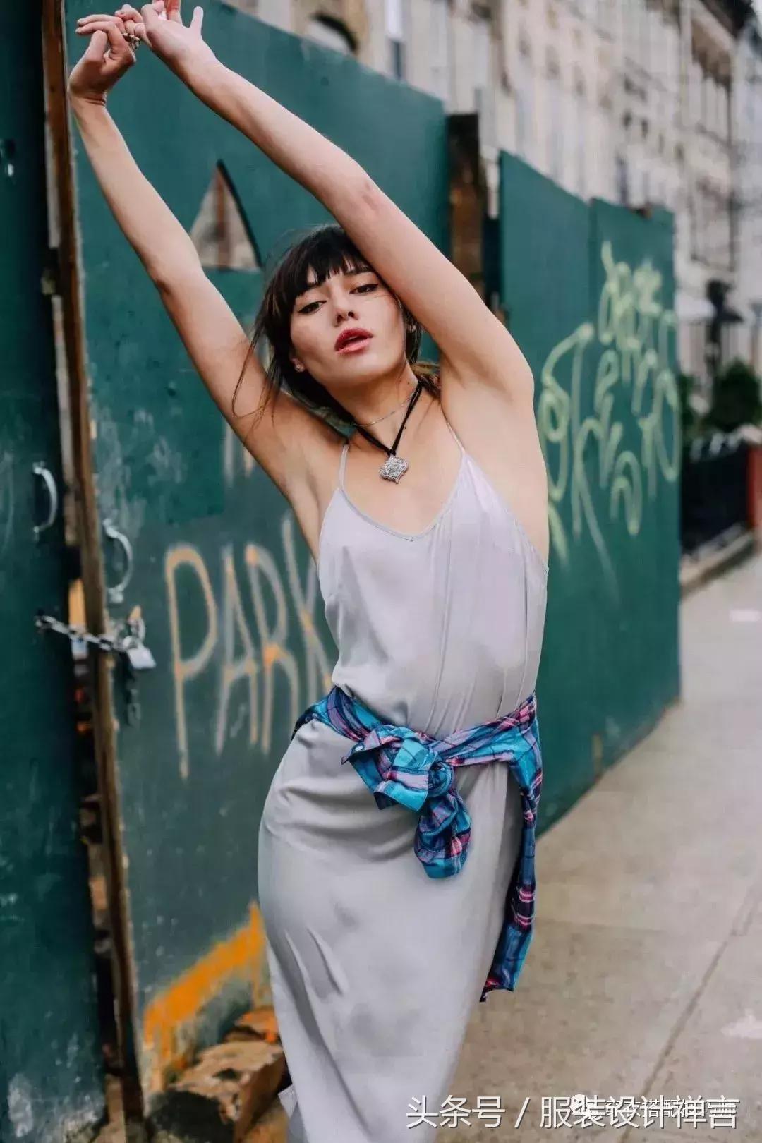 穿衣搭配无袖牛仔,无袖衣服怎么搭配内搭