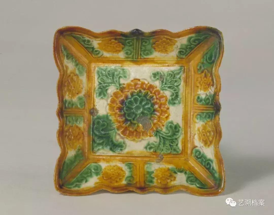 宋三彩的详细介绍,宋三彩有价值吗