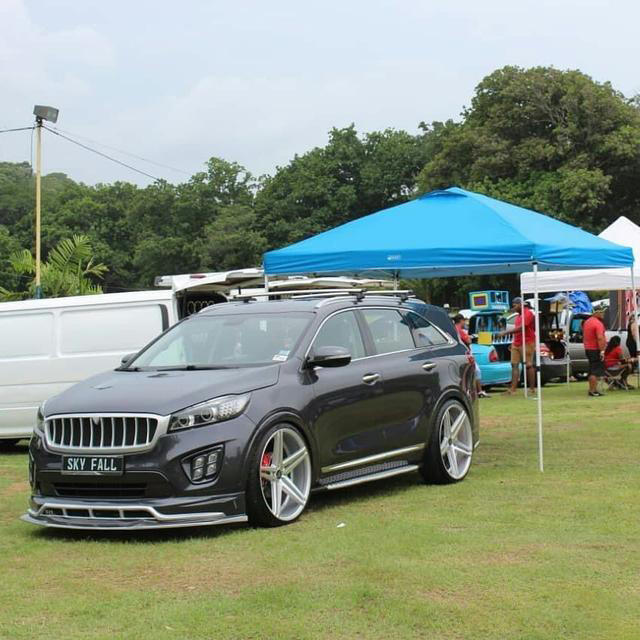 这辆欧亚混血的索兰托，日子过的有点艰难