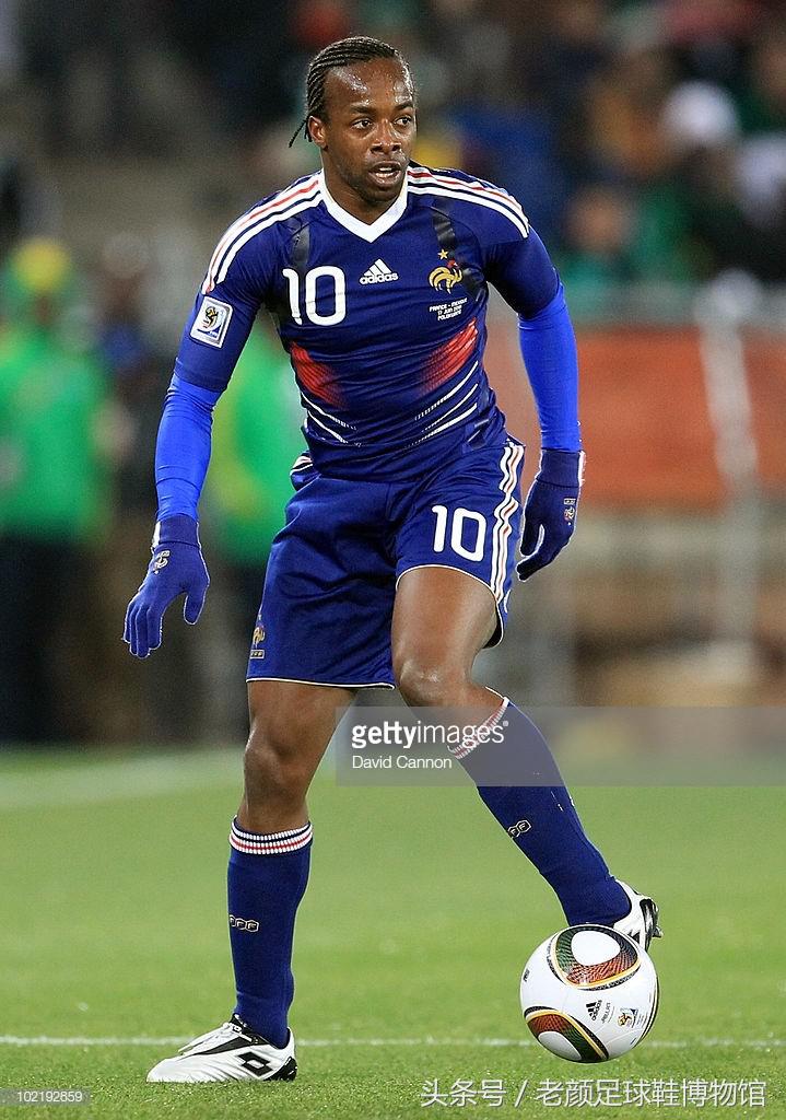 世界杯战靴盘点,南非世界杯复刻版足球鞋