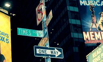 因为加班导致夫妻矛盾要离婚,因为工作男朋友跟我分手了的句子