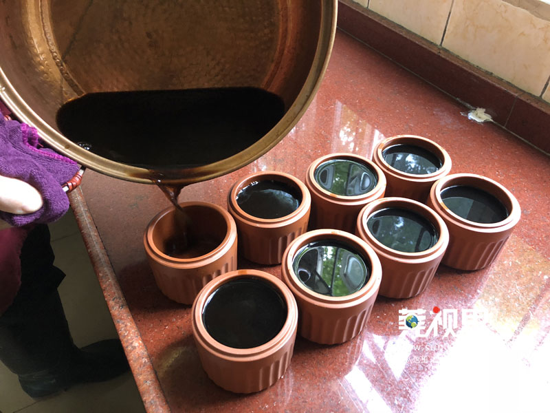 古法熬制的龟苓膏,润心堂古法龟苓膏