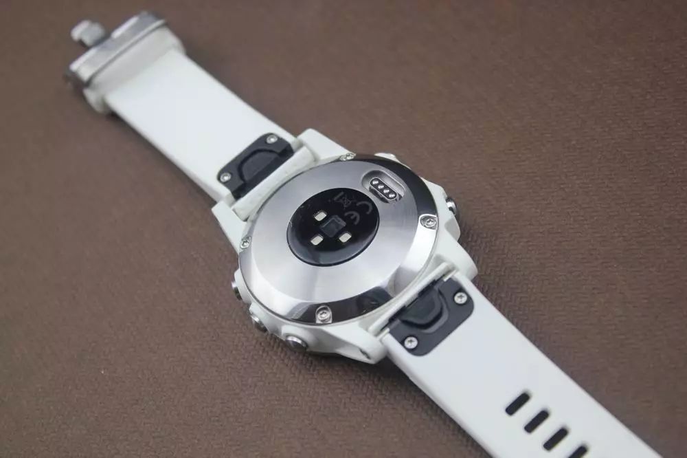 garminfenix5璇勬祴,garmin浣虫槑fenix5splus娴嬭瘎