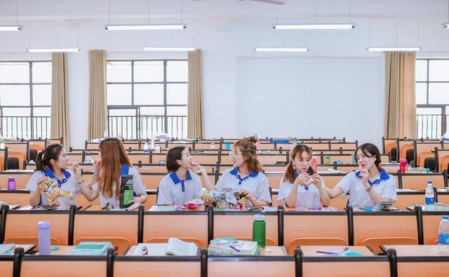 大学自选宿舍怎么选,哪些大学可以自选室友