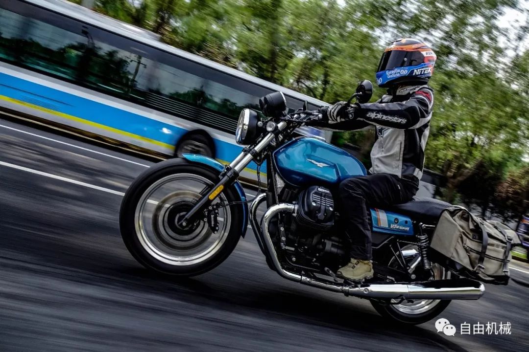 摩托古兹v7special和stone的区别,摩托古兹v7的试驾视频