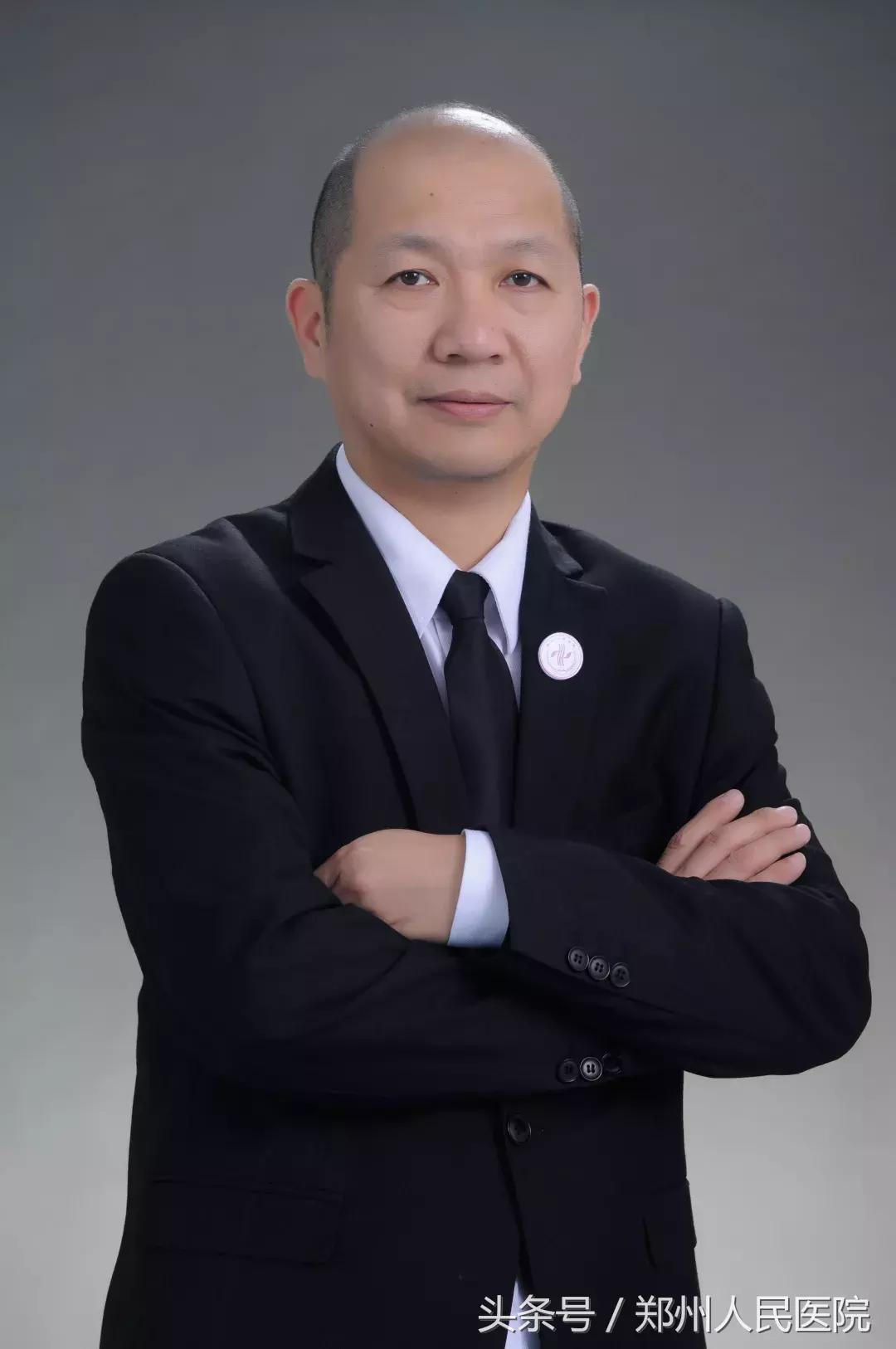 耳朵听不清声音嗡嗡的,耳朵听不清里面嗡嗡响