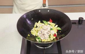 竹笋炒肉最简单又好吃的做法,竹笋炒肉非常脆爽美味营养丰富
