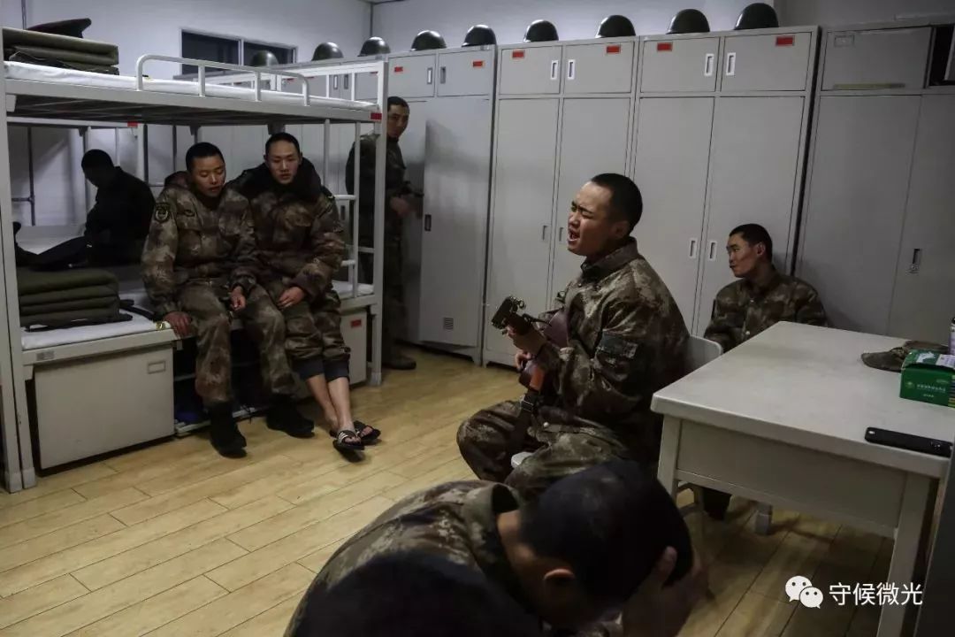 在最艰苦的地方守卫祖国,荐读在人生的低谷中安然前行