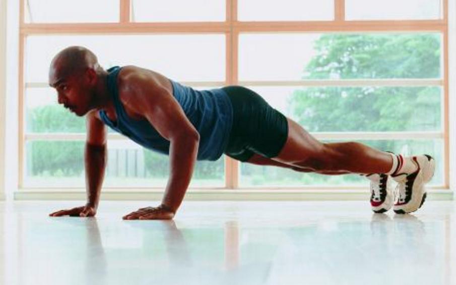 胸部脂肪多是减脂还是练胸肌,得了鸡胸怎么练胸大肌