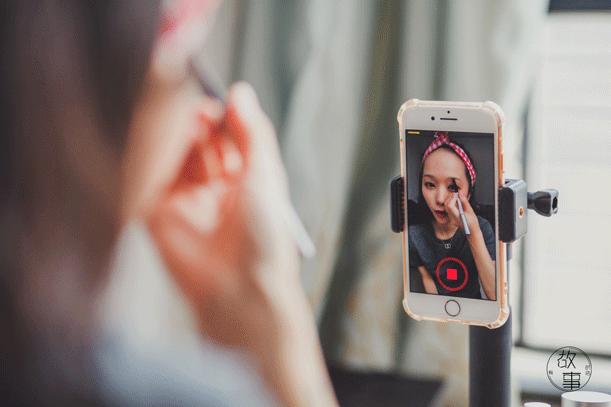 中国式草根网红，这一群95后用20天做起了一个百万粉抖音大号