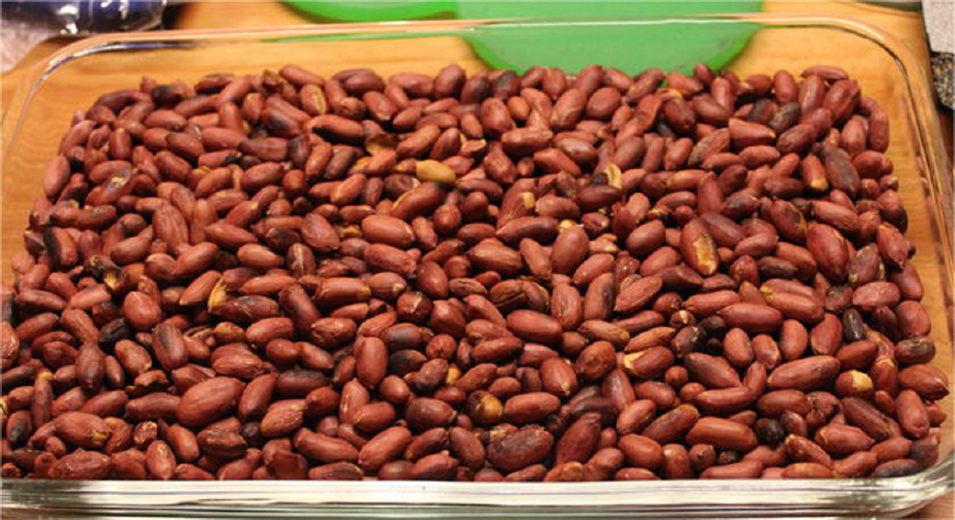 炒花生不脆是坏了吗,炒花生洗过的好还是不洗的好