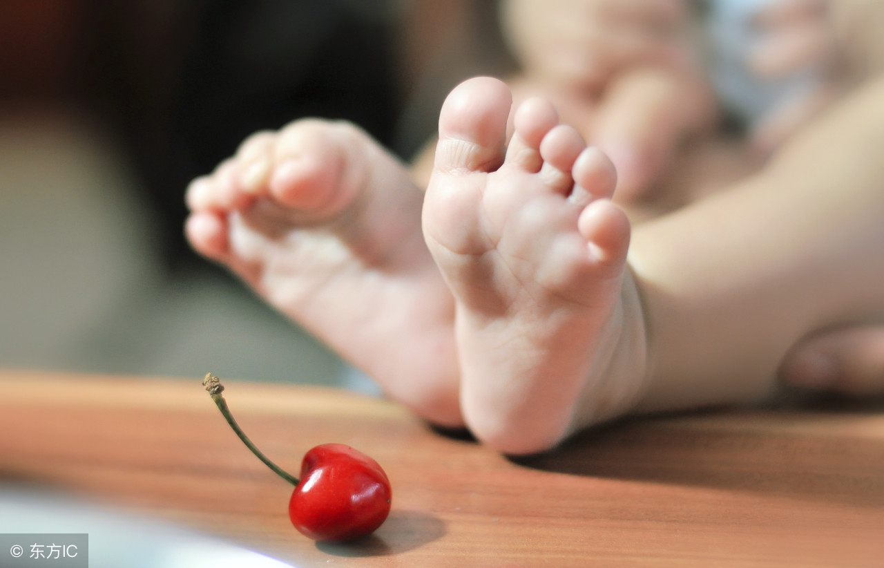 宝宝不想吃饭没胃口怎么调理,一岁宝宝不想喝奶吃饭是咋回事